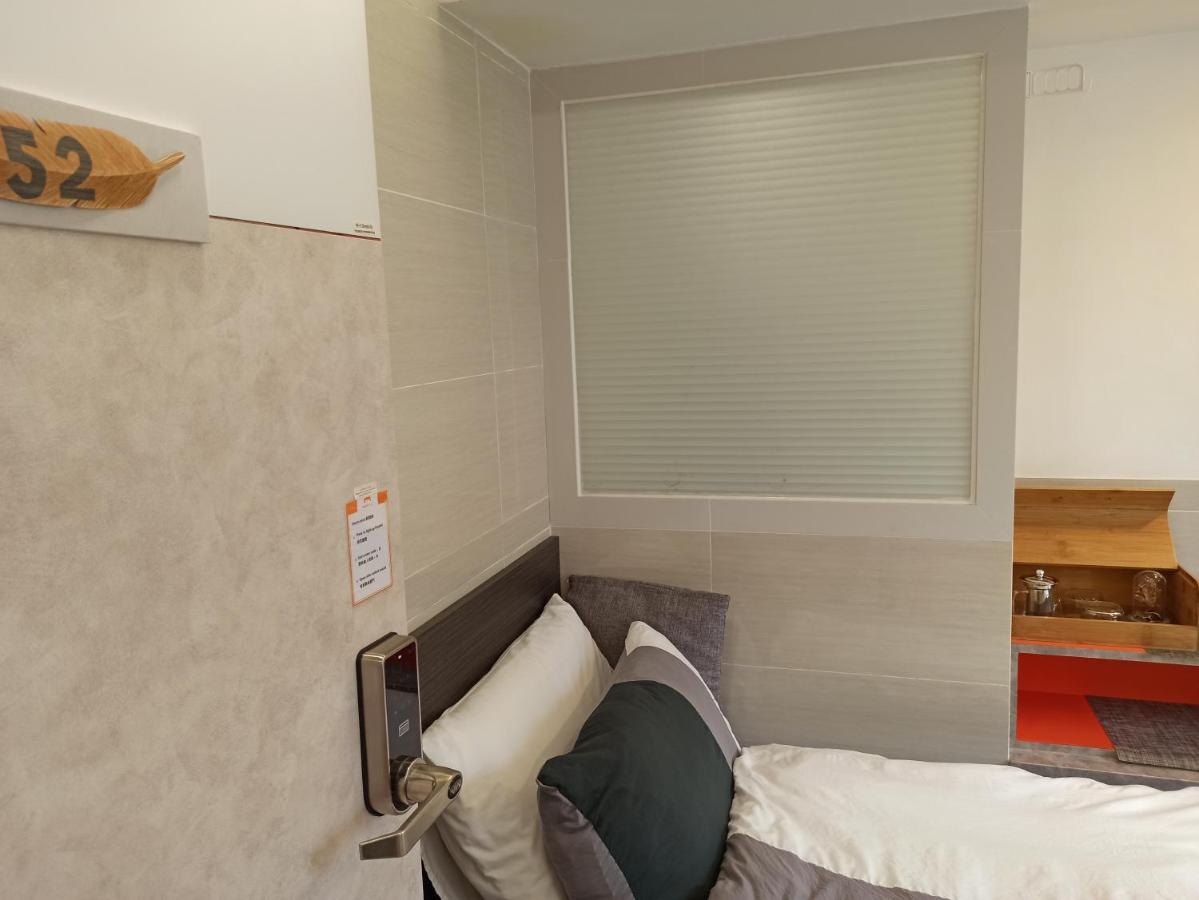 Tsim Sha Tsui Hotel Цзюлун Экстерьер фото